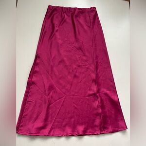 💚3/$15💚 Nasty Gal Fuchsia Satin A-Line Skirt
